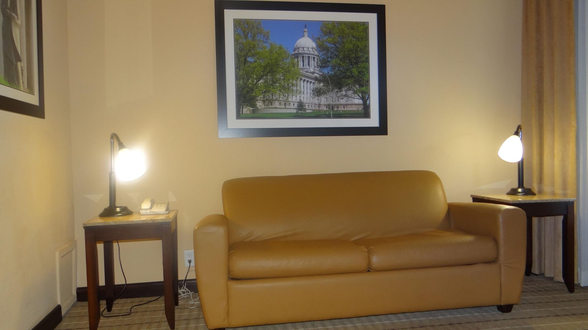 Wyndham Garden Oklahoma City Resort & Conference Hotel Near Airport, Fairgrounds Paycom & I40 Экстерьер фото