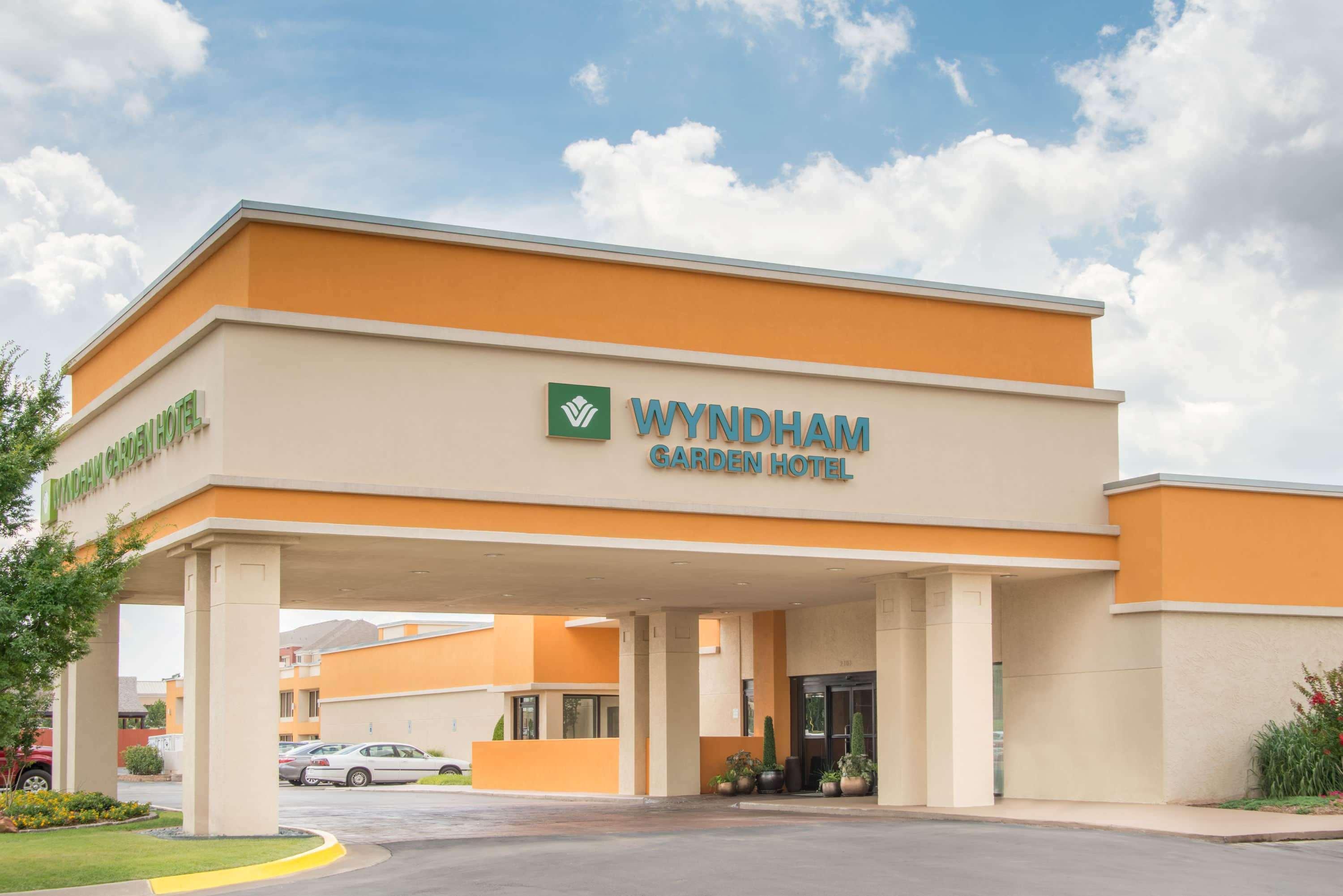 Wyndham Garden Oklahoma City Resort & Conference Hotel Near Airport, Fairgrounds Paycom & I40 Экстерьер фото
