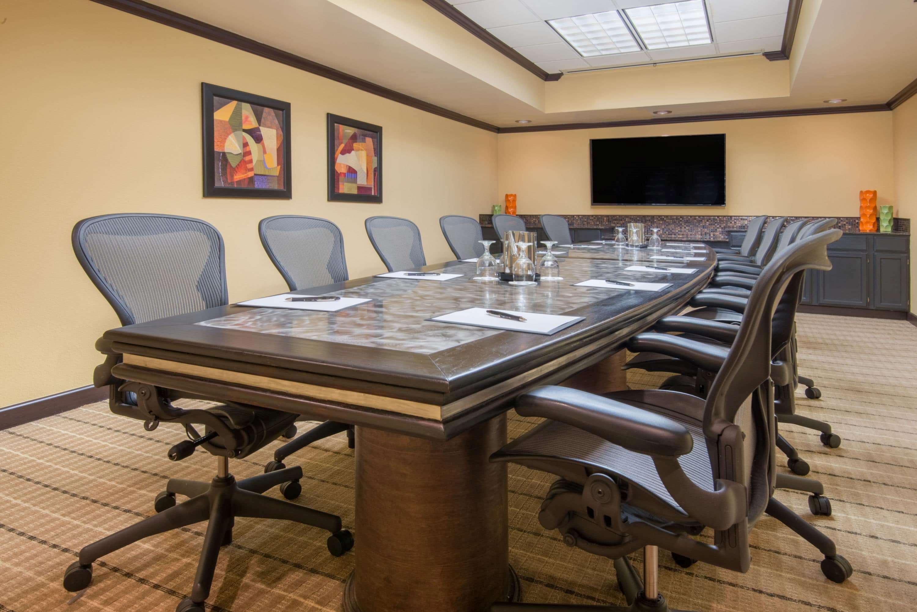 Wyndham Garden Oklahoma City Resort & Conference Hotel Near Airport, Fairgrounds Paycom & I40 Экстерьер фото
